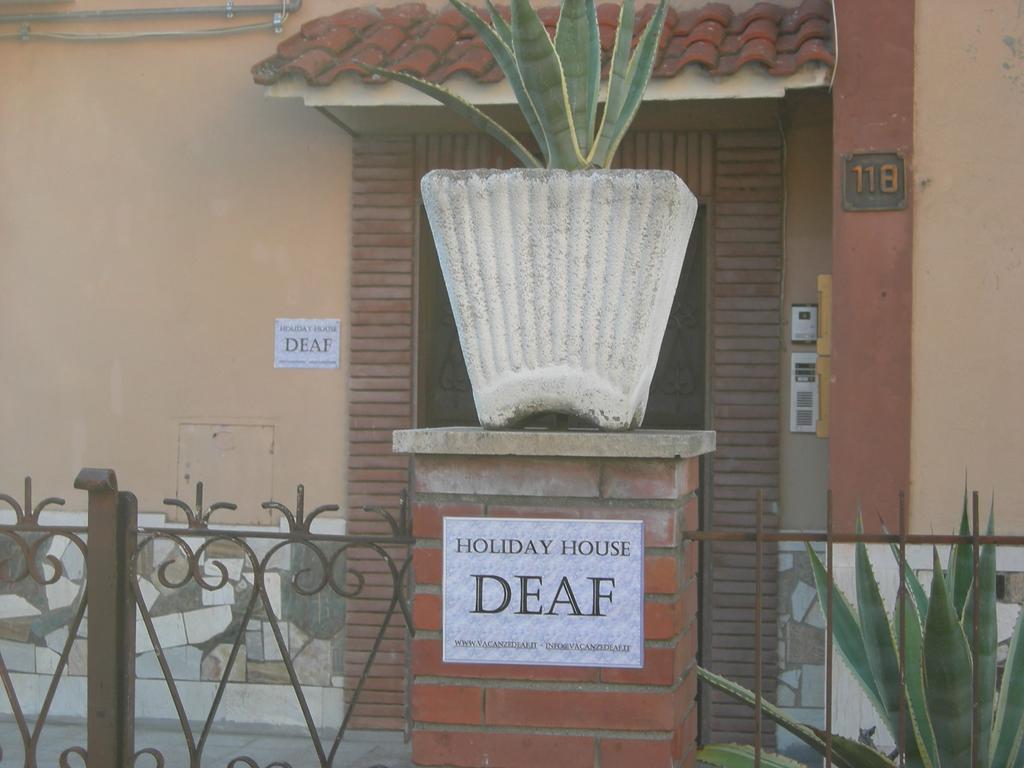 Vacanze Deaf Roma Eksteriør bilde